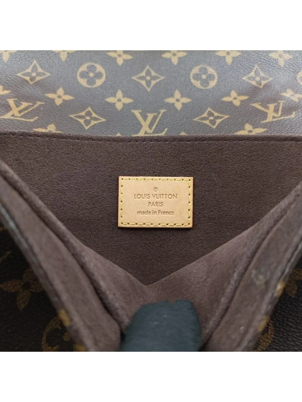 Louis Vuitton Pochette Metis MM Monogram Brown Canvas Handbag